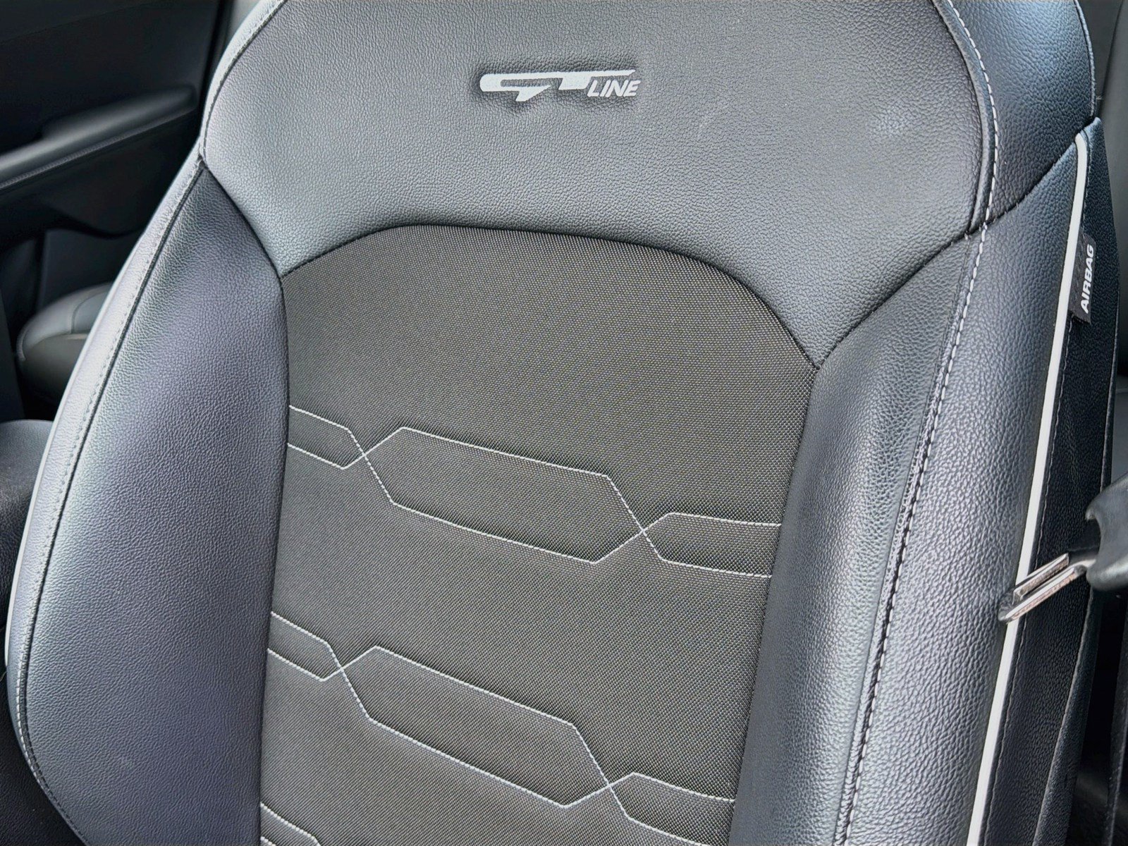 Used 2023 Kia Forte GT-Line FWD image 31
