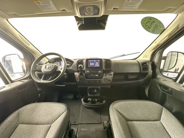 Used 2025 RAM ProMaster 2500 w/ Convenience Group image 3