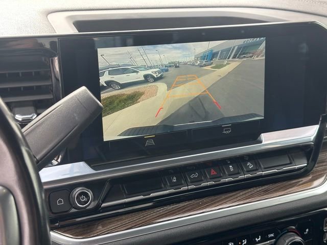 Used 2024 Chevrolet Silverado 2500 LT w/ Convenience Package image 9