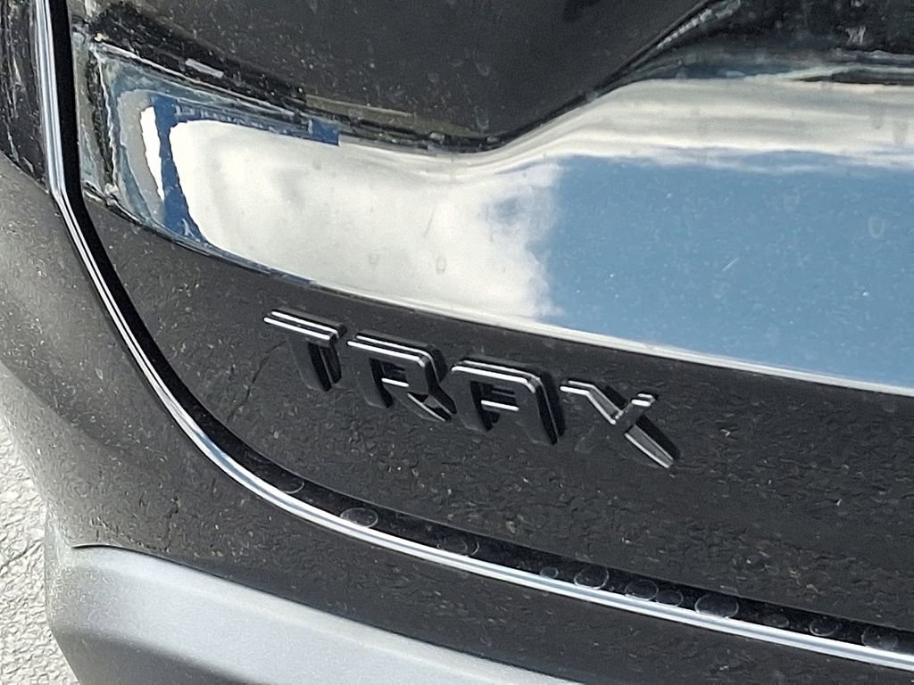 New 2026 Chevrolet Trax RS w/ Sunroof Package FWD image 11