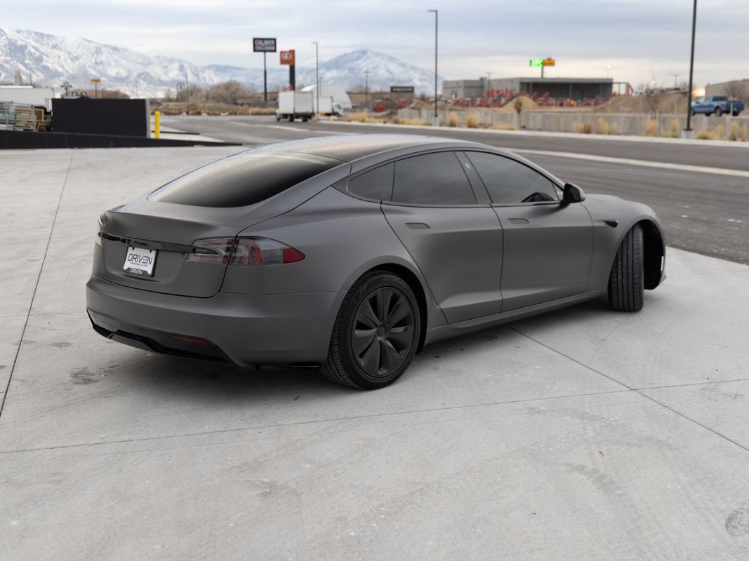 Used 2021 Tesla Model S Plaid AWD/4WD image 5
