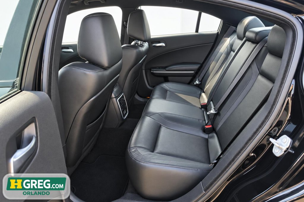 Used 2020 Dodge Charger SXT w/ Leather Interior Group RWD image 12