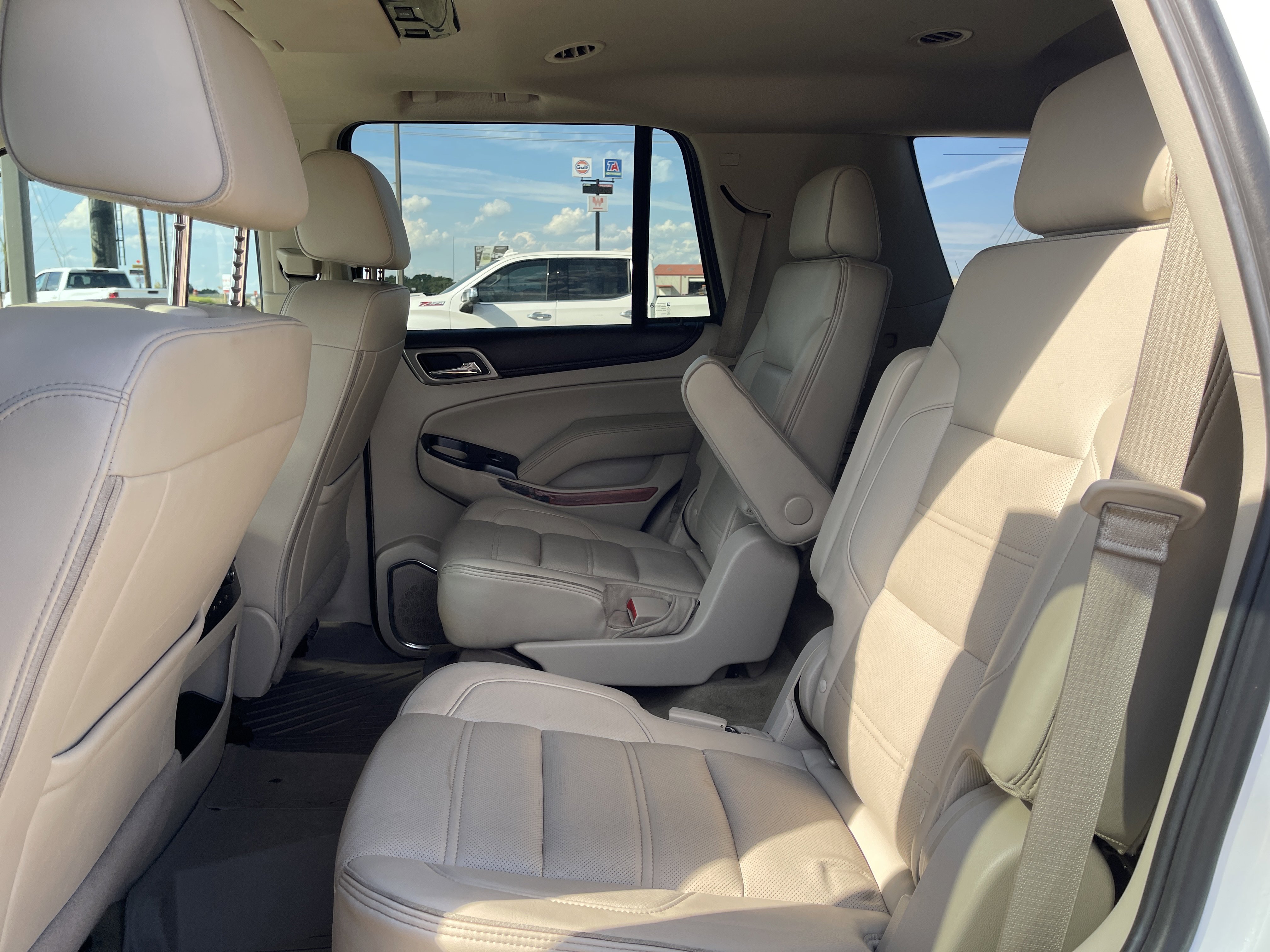 Used 2018 GMC Yukon Denali w/ Open Road Package image 37