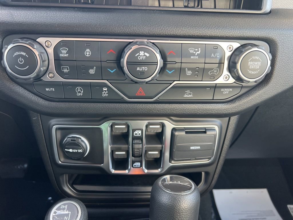 New 2026 Jeep Gladiator Sport image 29