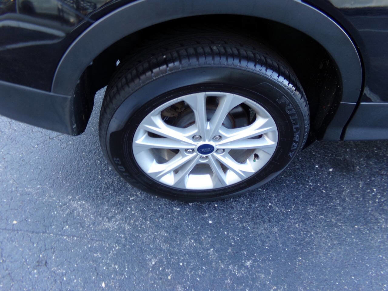 Used 2018 Ford Escape SEL image 41