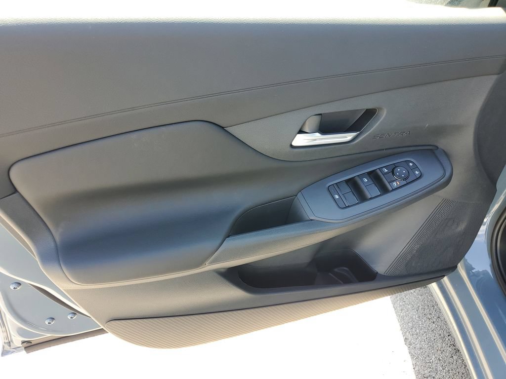 New 2026 Nissan Sentra SV FWD image 18