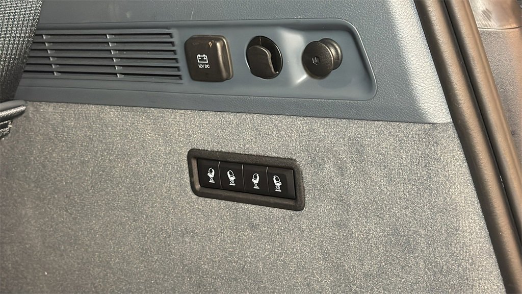 Used 2022 Jeep Grand Wagoneer Series II image 17