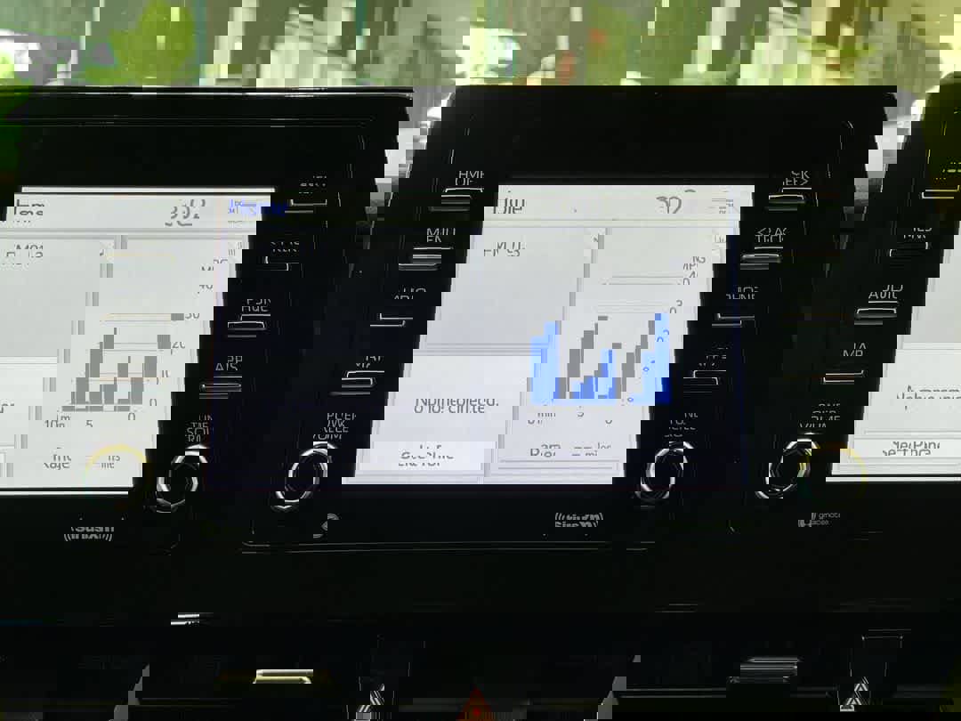 Used 2024 Toyota Camry LE FWD image 19