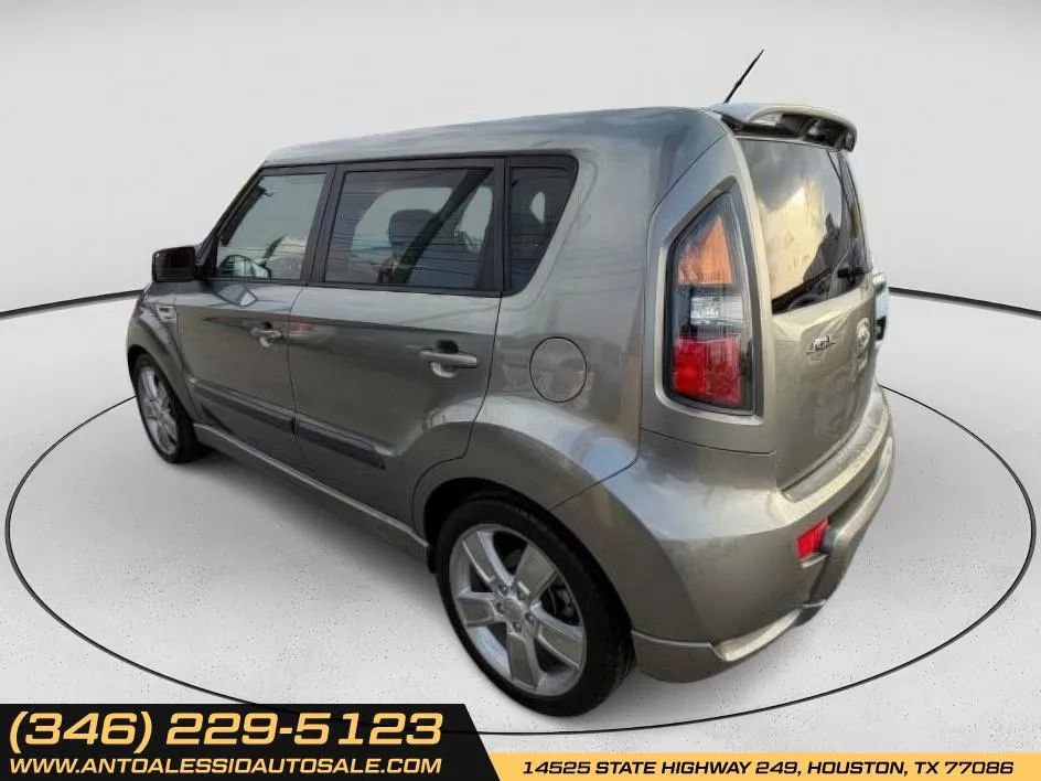 Used 2011 Kia Soul ! image 6