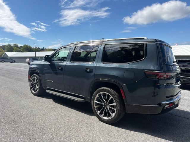 Used 2024 Jeep Wagoneer Series II w/ Premium Group I AWD/4WD image 5