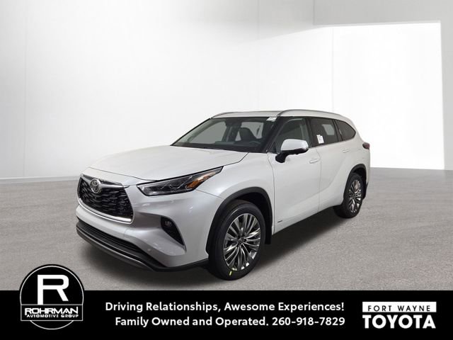 New 2026 Toyota Highlander Platinum