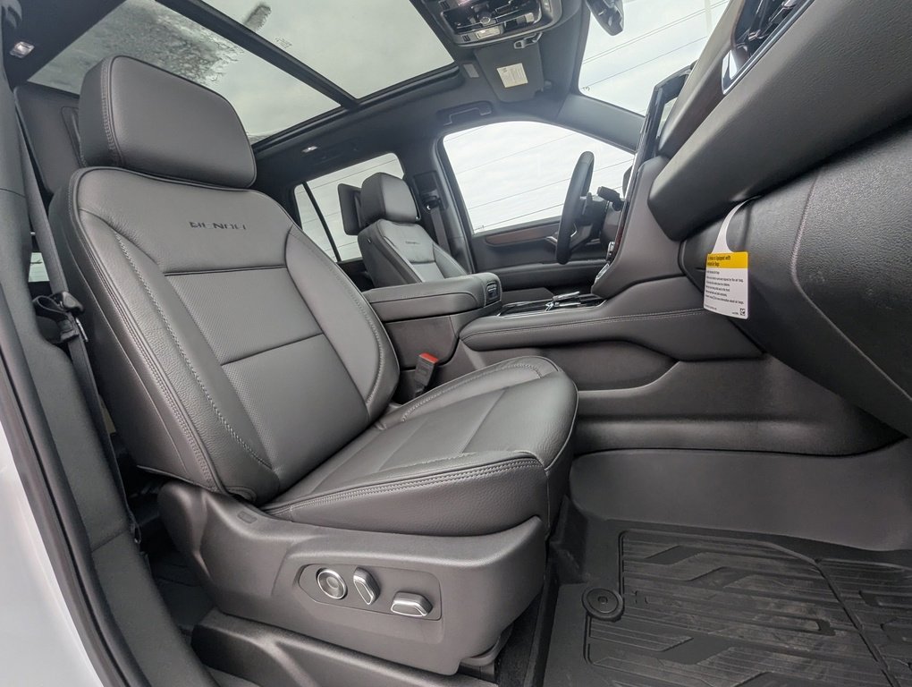 New 2026 GMC Yukon Denali w/ Advanced Technology Package image 14