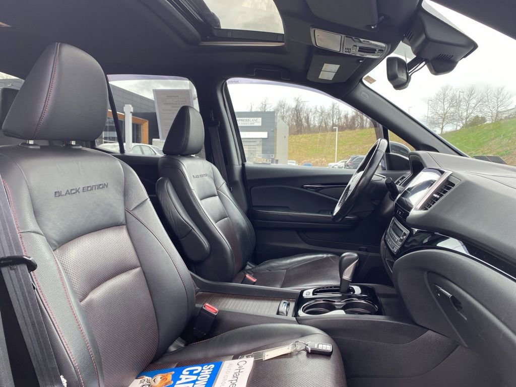 Used 2019 Honda Ridgeline Black Edition image 13