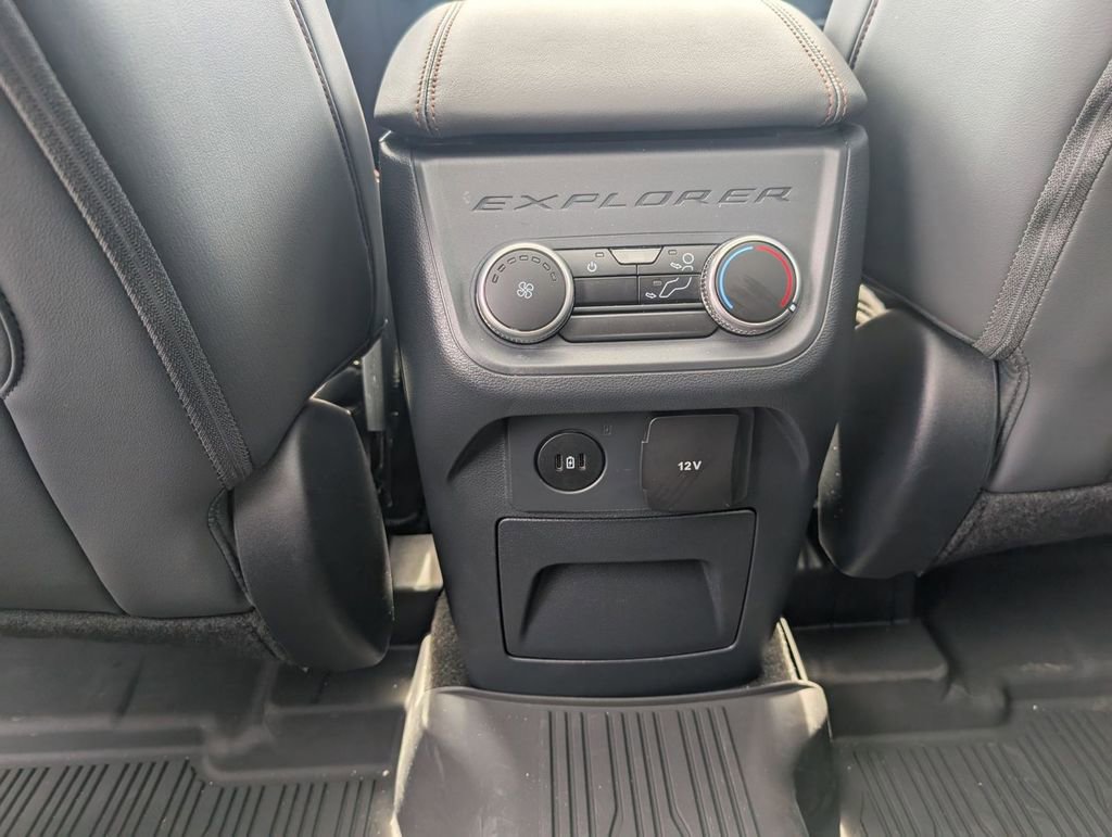 New 2025 Ford Explorer Active w/ Active Comfort Package image 46