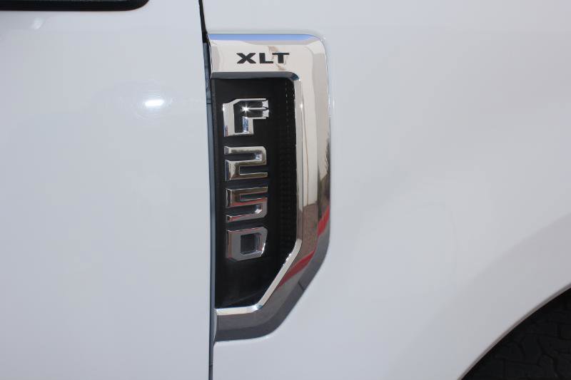 Used 2022 Ford F250 XLT image 10