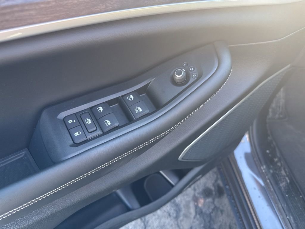 New 2026 Jeep Grand Cherokee L Limited image 16