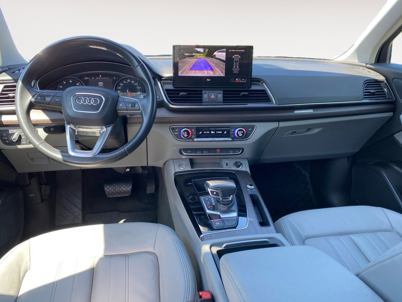 Used 2022 Audi Q5 2.0T Premium w/ Convenience Package AWD/4WD image 12