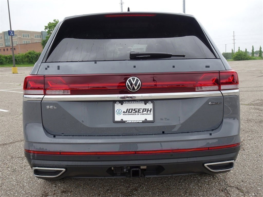 New 2025 Volkswagen Atlas SEL image 4