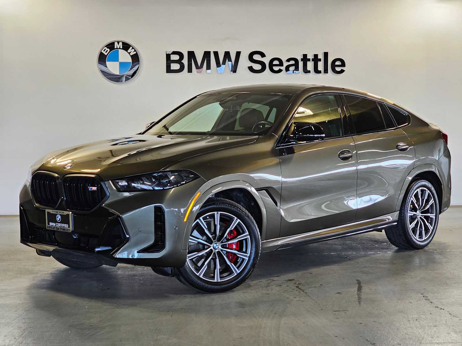 Used 2024 BMW X6 M60i image 1