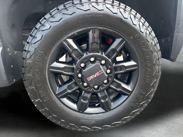Used 2024 GMC Sierra 2500 AT4 w/ AT4 Preferred Package AWD/4WD image 40