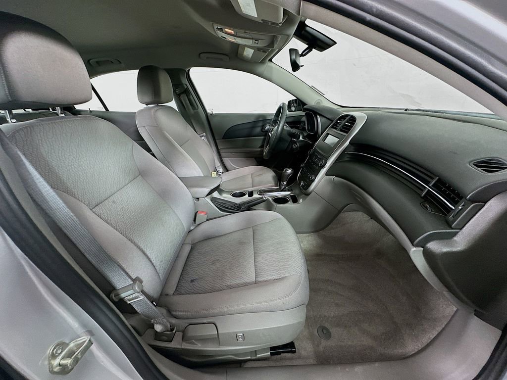 Used 2015 Chevrolet Malibu LS image 22