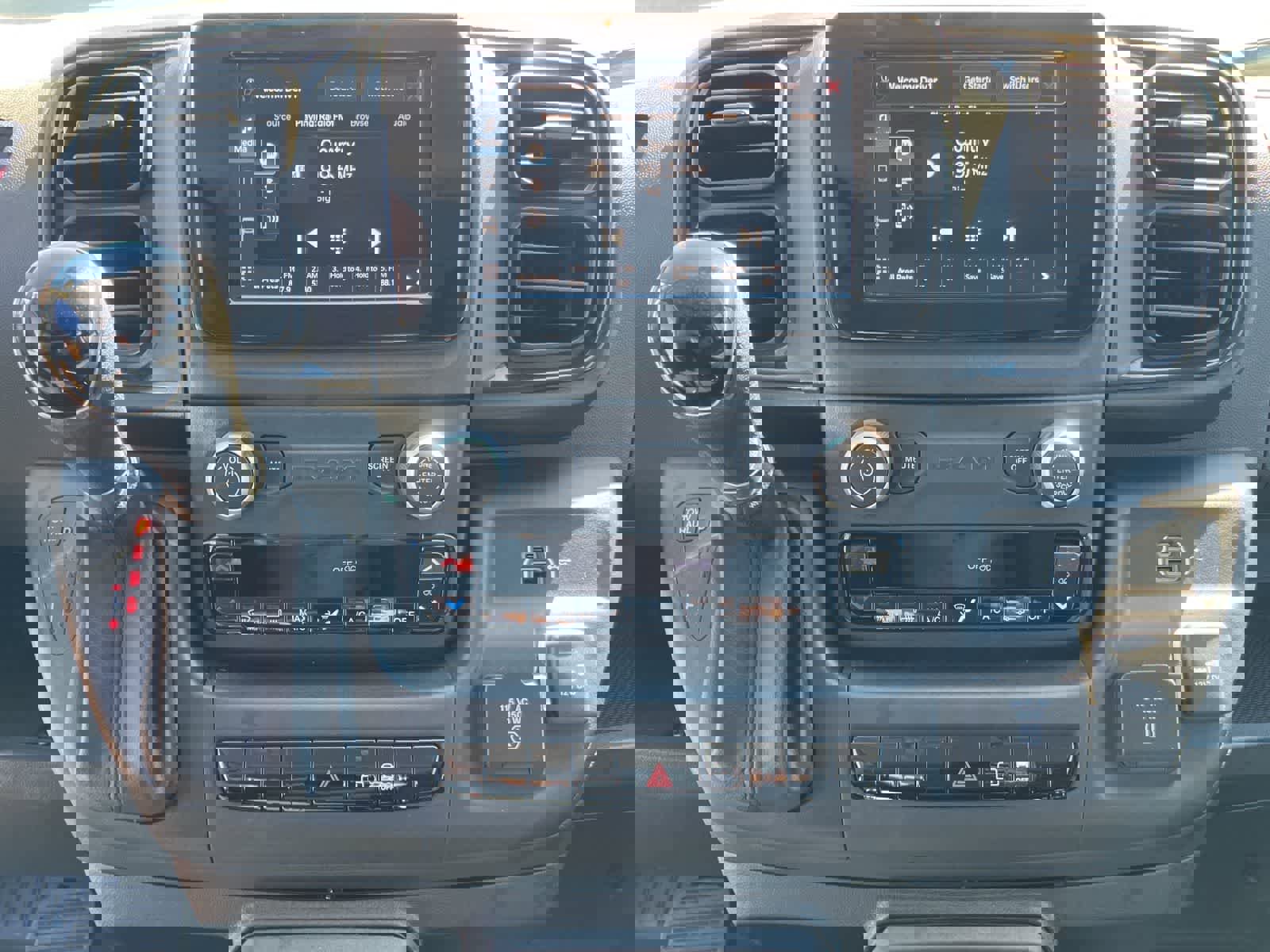 Used 2023 RAM ProMaster 3500 w/ Convenience Group image 15