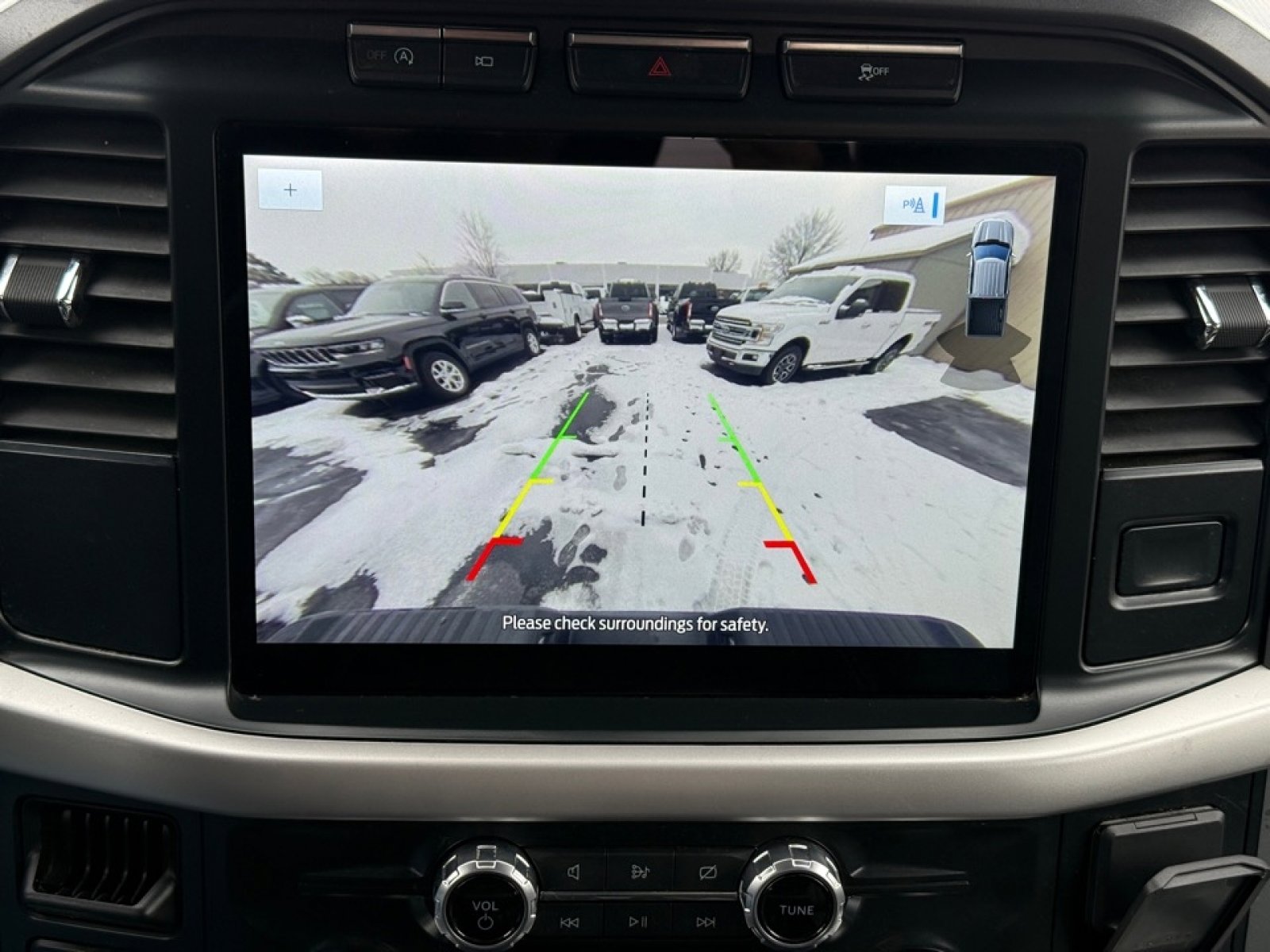 Used 2022 Ford F150 XLT w/ Equipment Group 302A High image 24