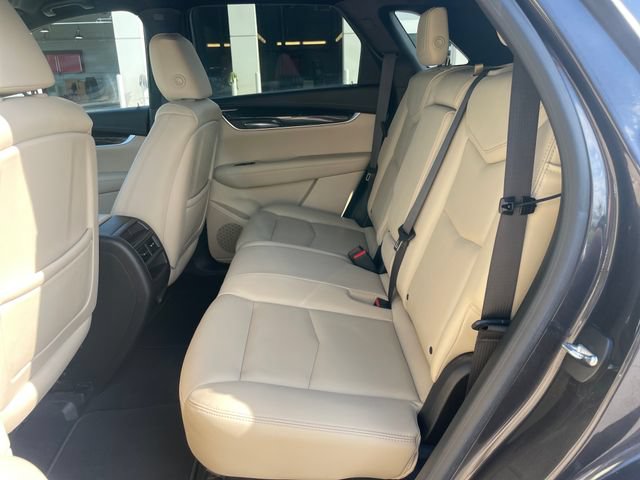 Used 2018 Cadillac XT5 AWD image 28