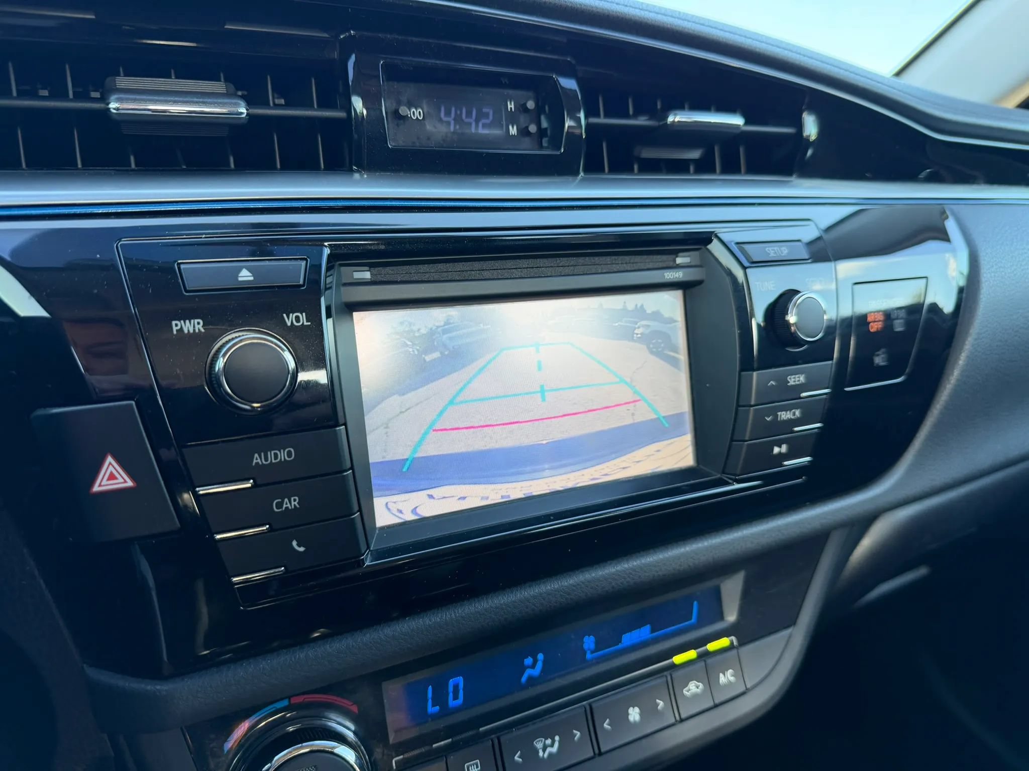 Used 2014 Toyota Corolla S FWD image 11