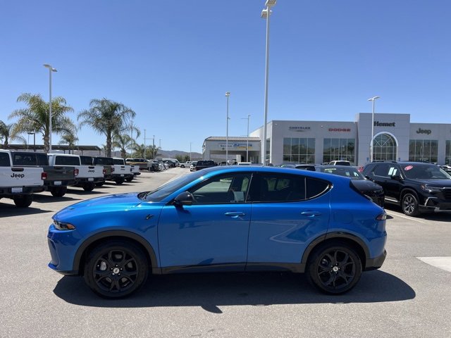 Used 2024 Dodge Hornet R/T Plus w/ R/T Blacktop Package image 5