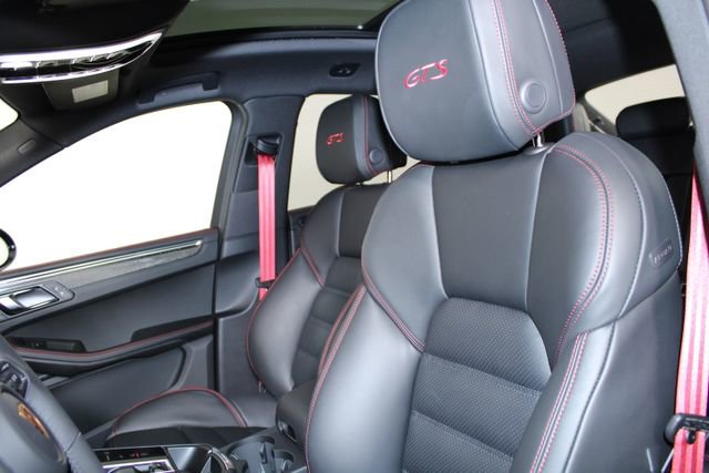 New 2026 Porsche Macan GTS image 20