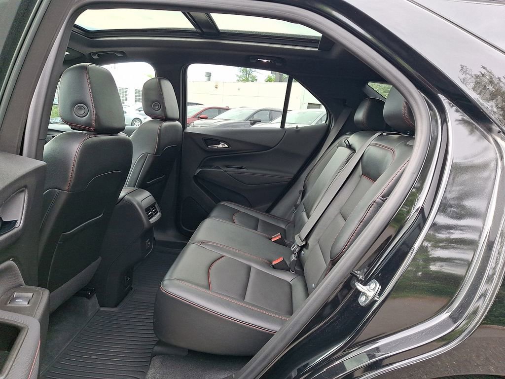 Used 2024 Chevrolet Equinox RS w/ RS Leather Package AWD/4WD image 10