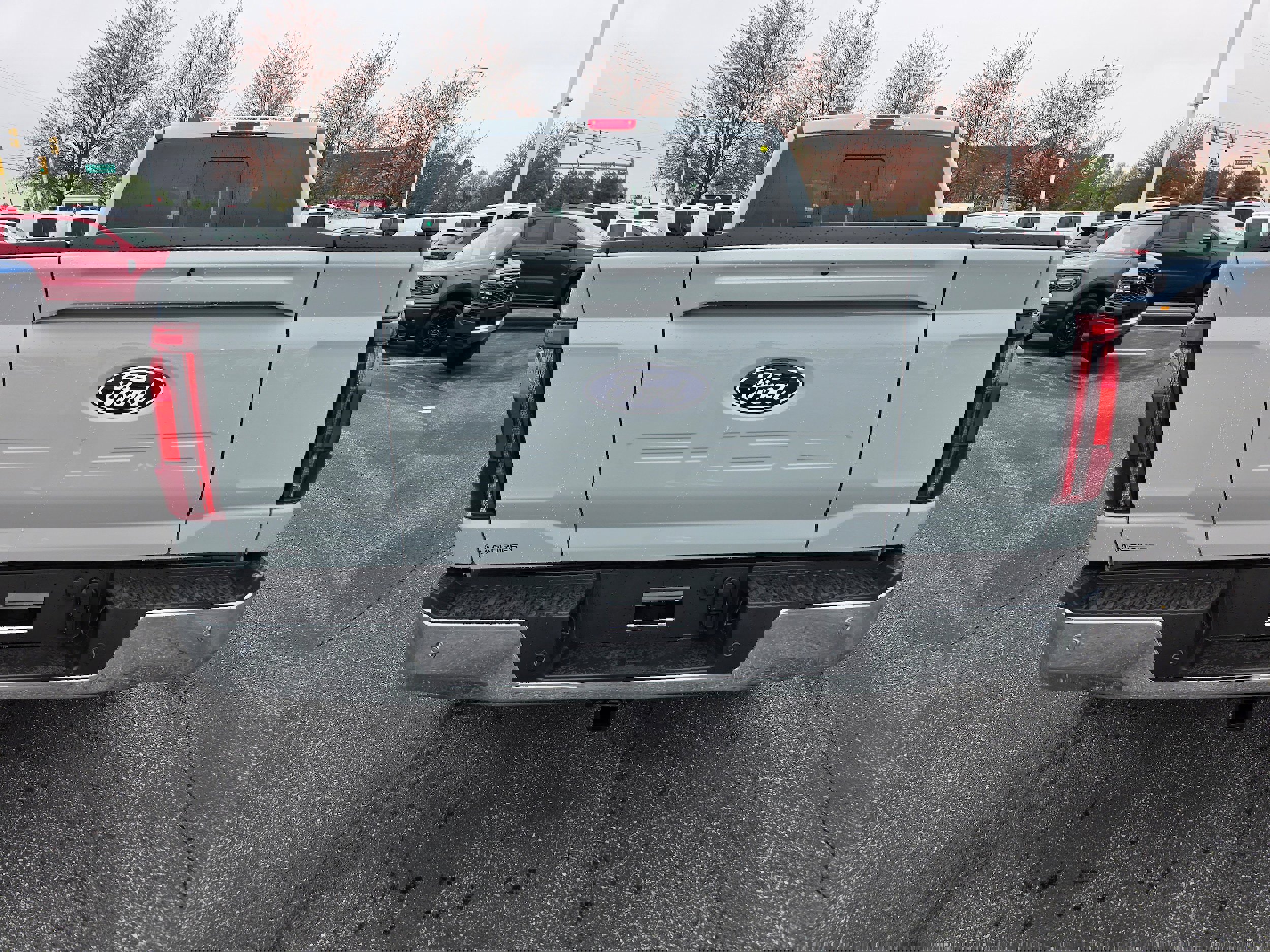 New 2026 Ford F150 Lariat w/ Equipment Group 502A High image 4