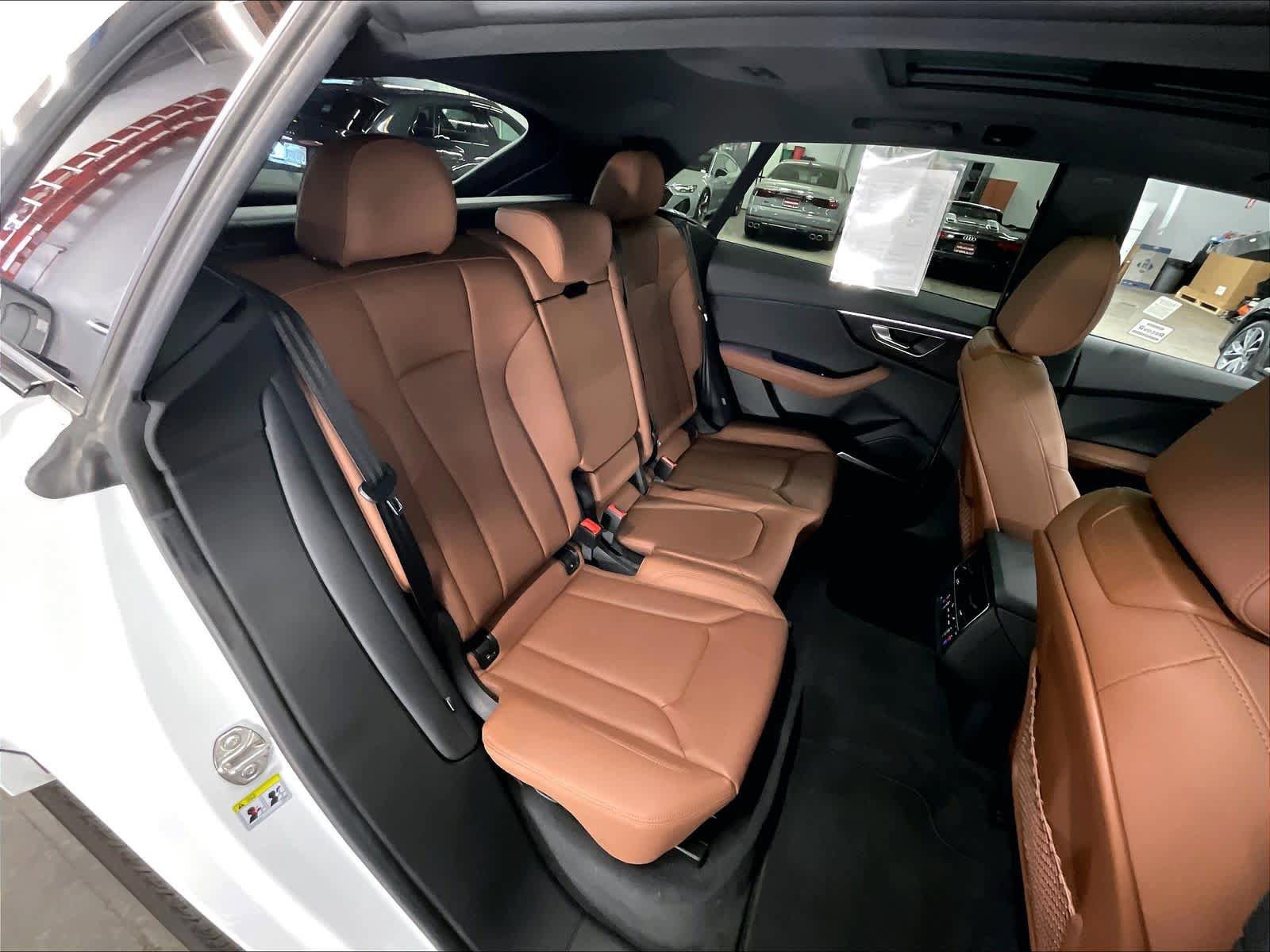 Certified 2023 Audi Q8 Premium Plus w/ Premium Plus Package AWD/4WD image 28