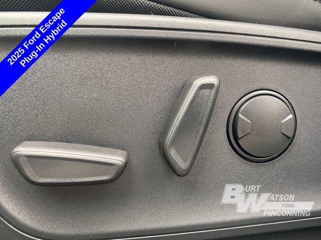 New 2025 Ford Escape SE image 33
