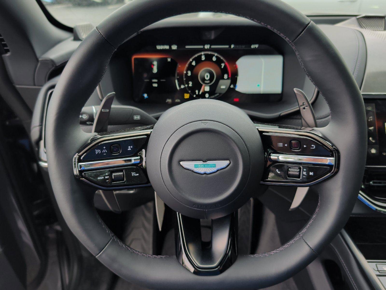 Used 2025 Aston Martin DBX 707 AWD/4WD image 18