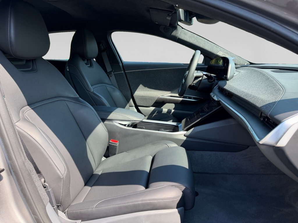 Used 2024 Lucid Air Touring AWD/4WD image 13