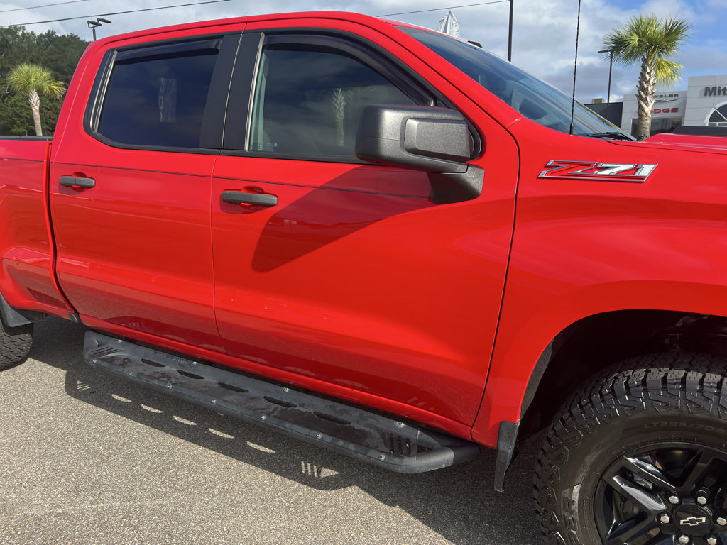 Used 2022 Chevrolet Silverado 1500 Custom Trail Boss w/ LPO, Dark Essentials Package AWD/4WD image 6
