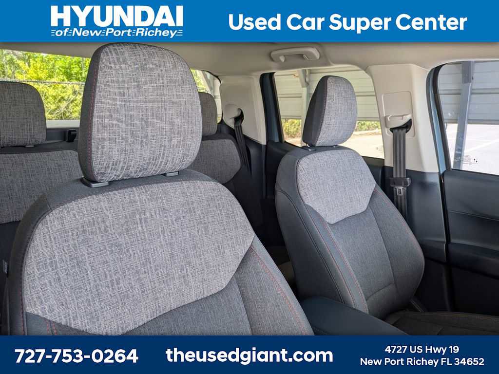 Used 2022 Ford Maverick XLT image 6