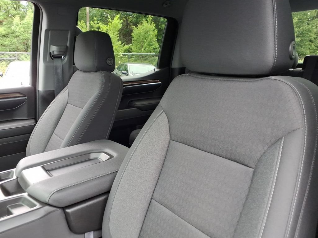 Used 2023 Chevrolet Silverado 1500 LT AWD/4WD image 13