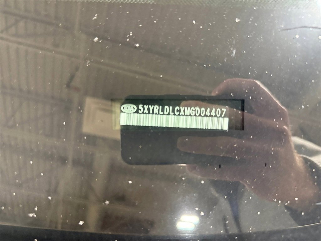 Certified 2021 Kia Sorento S image 29