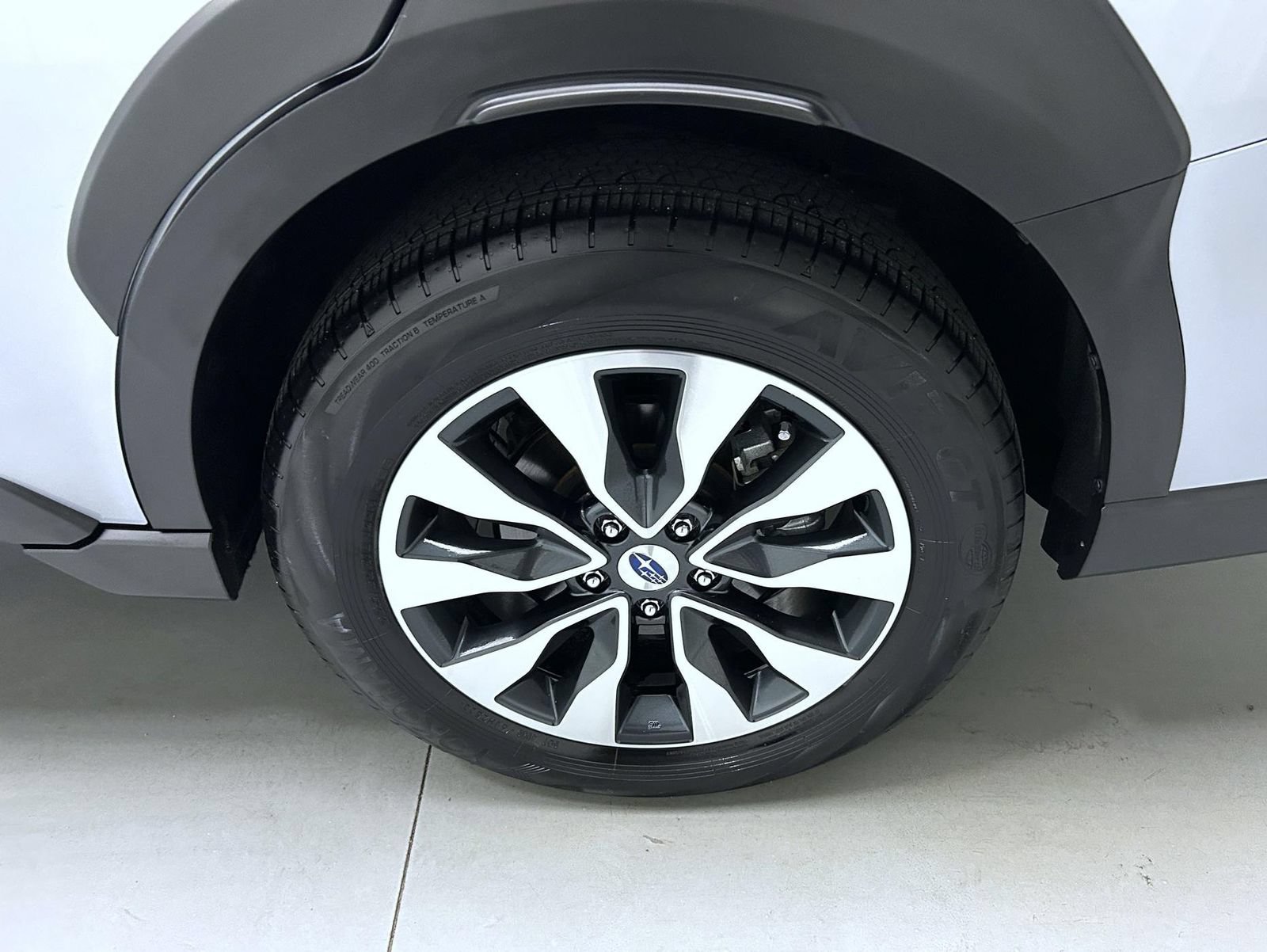 Used 2024 Subaru Outback Touring AWD/4WD image 22