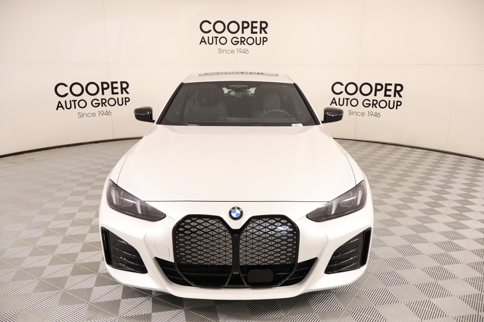 New 2026 BMW i4 xDrive40i w/ M Sport Package AWD/4WD image 9