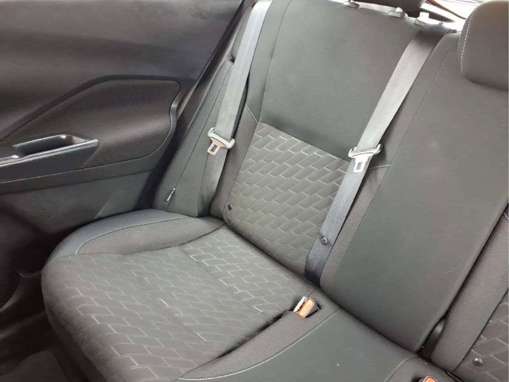 Certified 2023 Nissan Kicks SV FWD image 15