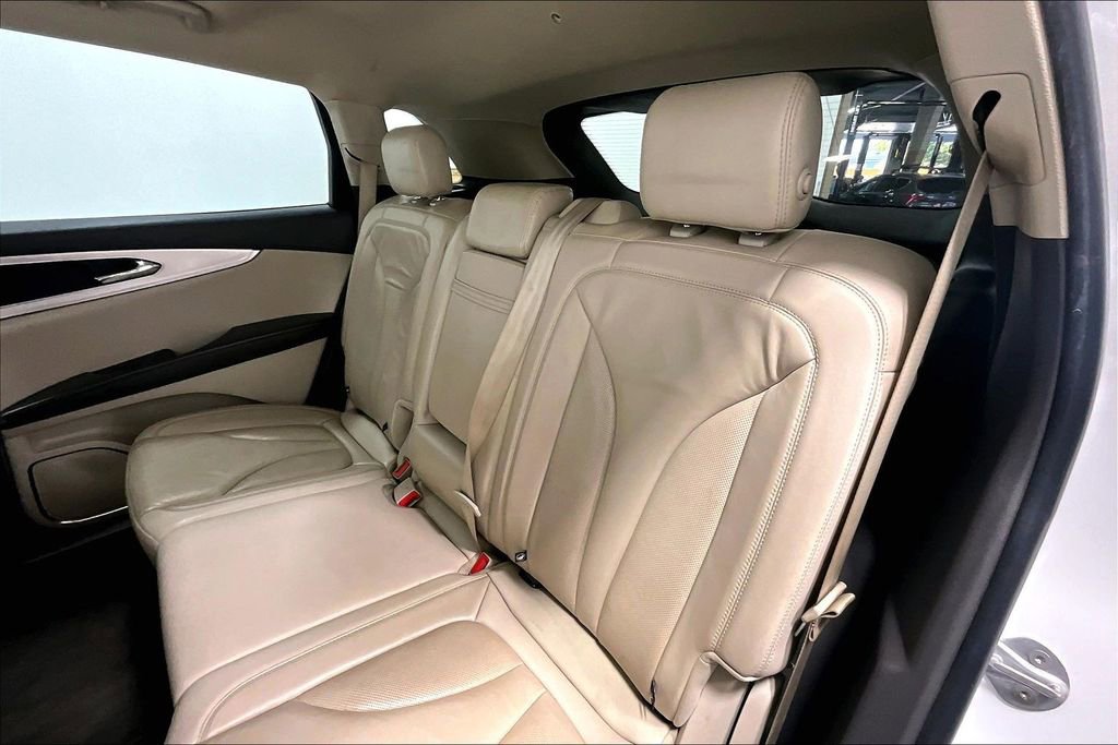 Used 2020 Lincoln Nautilus FWD w/ Equipment Group 101A image 25