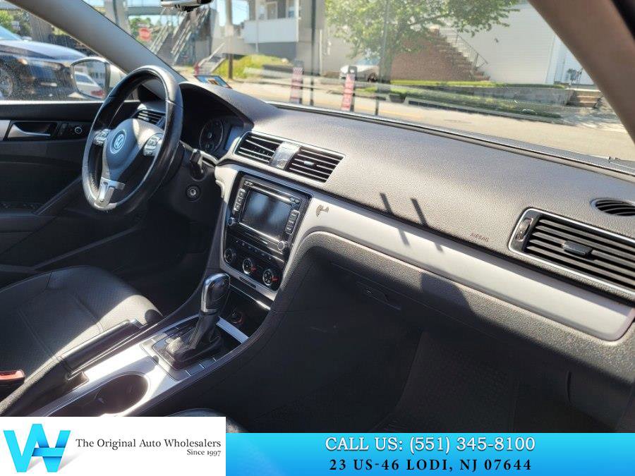 Used 2013 Volkswagen Passat 2.5 SE FWD image 15