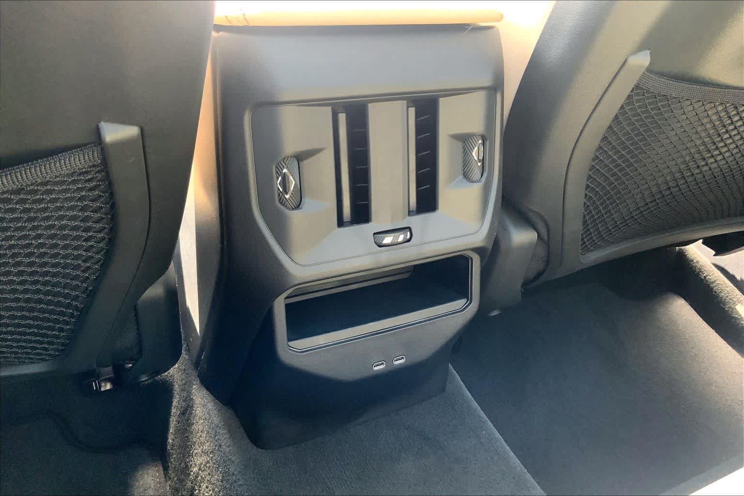 New 2026 BMW X3 xDrive30i w/ Premium Package AWD/4WD image 17