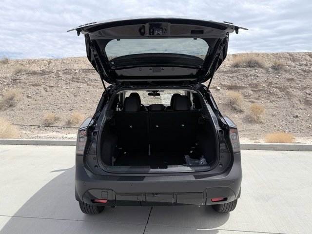 New 2026 Nissan Kicks SR image 30