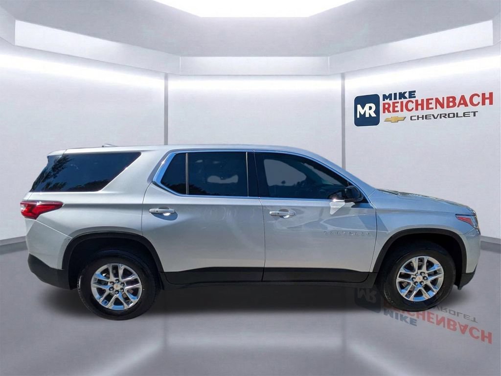 Used 2020 Chevrolet Traverse LS FWD image 3