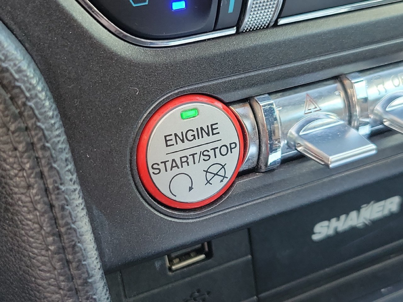 Used 2017 Ford Mustang GT Premium RWD image 23
